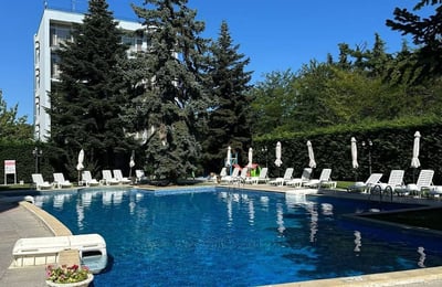 Alquiler de un apartamento amueblado de 2 habitaciones en un distrito prestigioso, Varna, Bulgaria